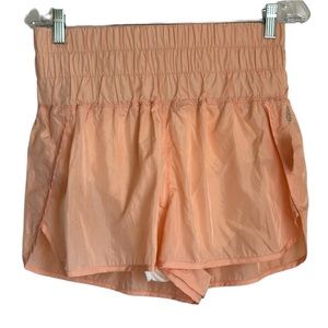 NEW NWT FREE PEOPLE MOVEMENT Peach high waisted running shorts size LARGE